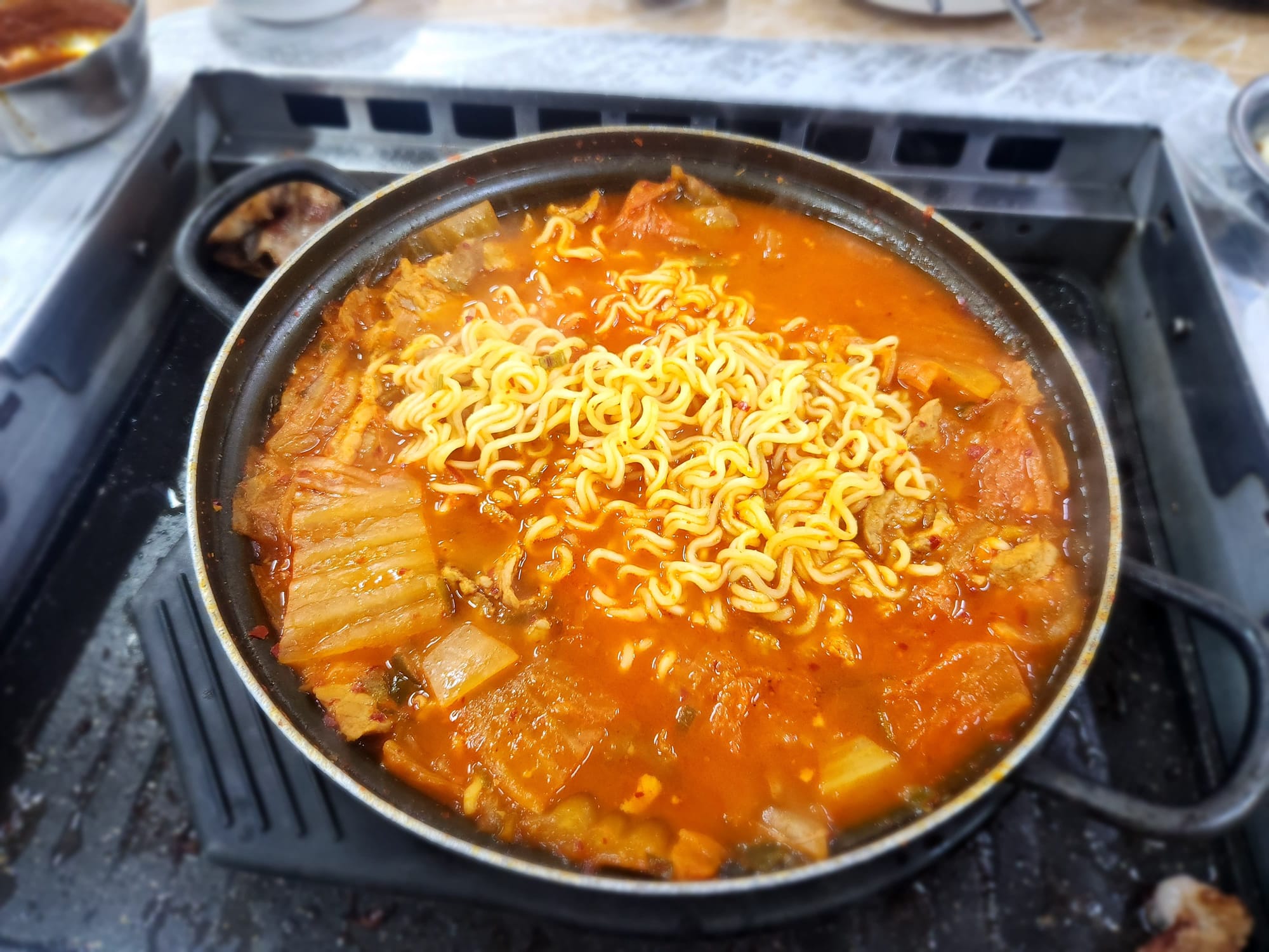 김치찌개와 라면사리