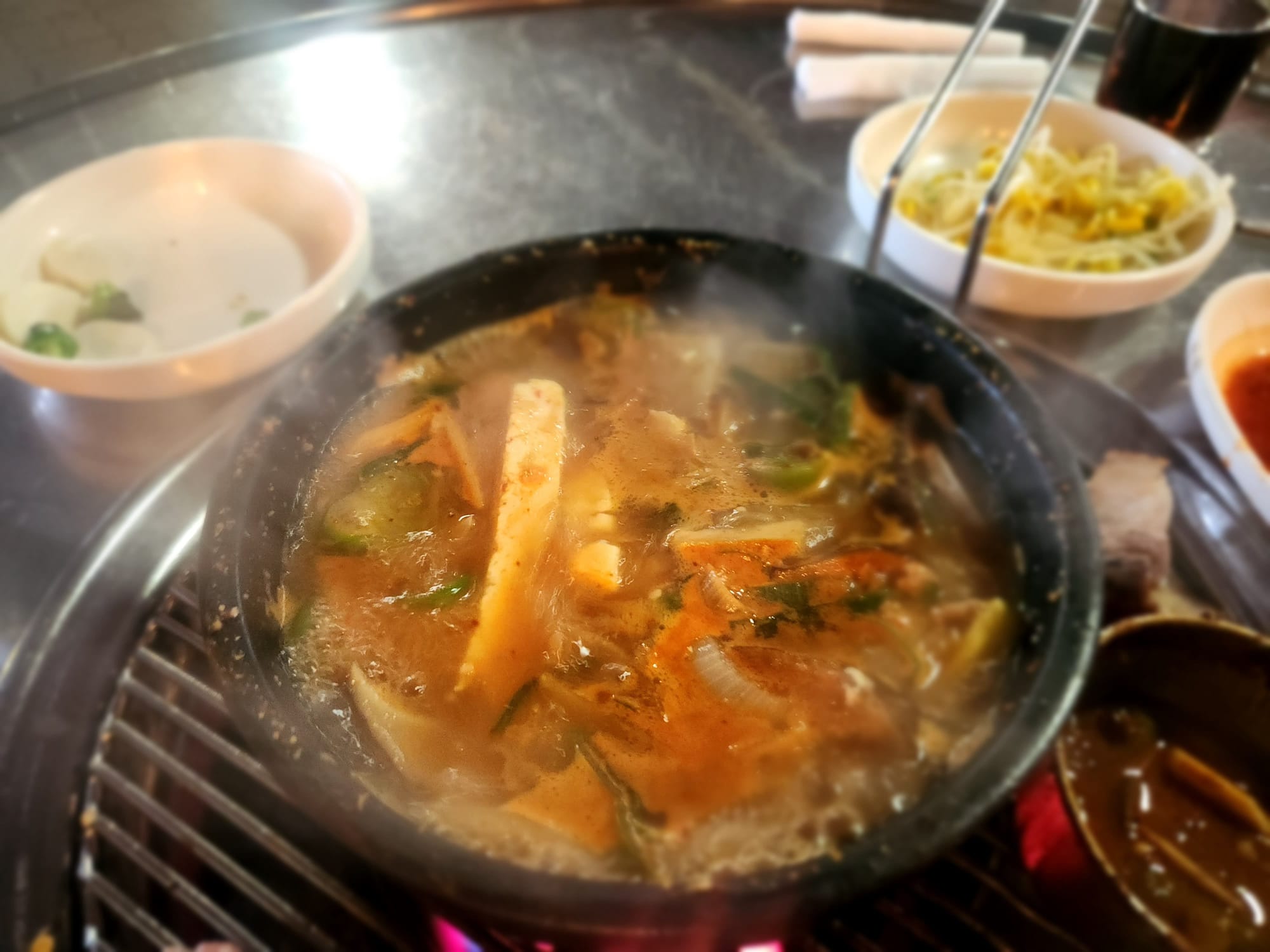 목포고을 식당의 재래식 된장찌개